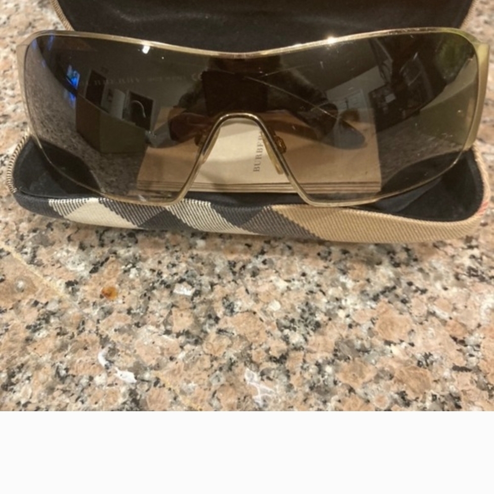 Burberry Men’s Brown Gradient Shield Sunglasses with Gold Trim